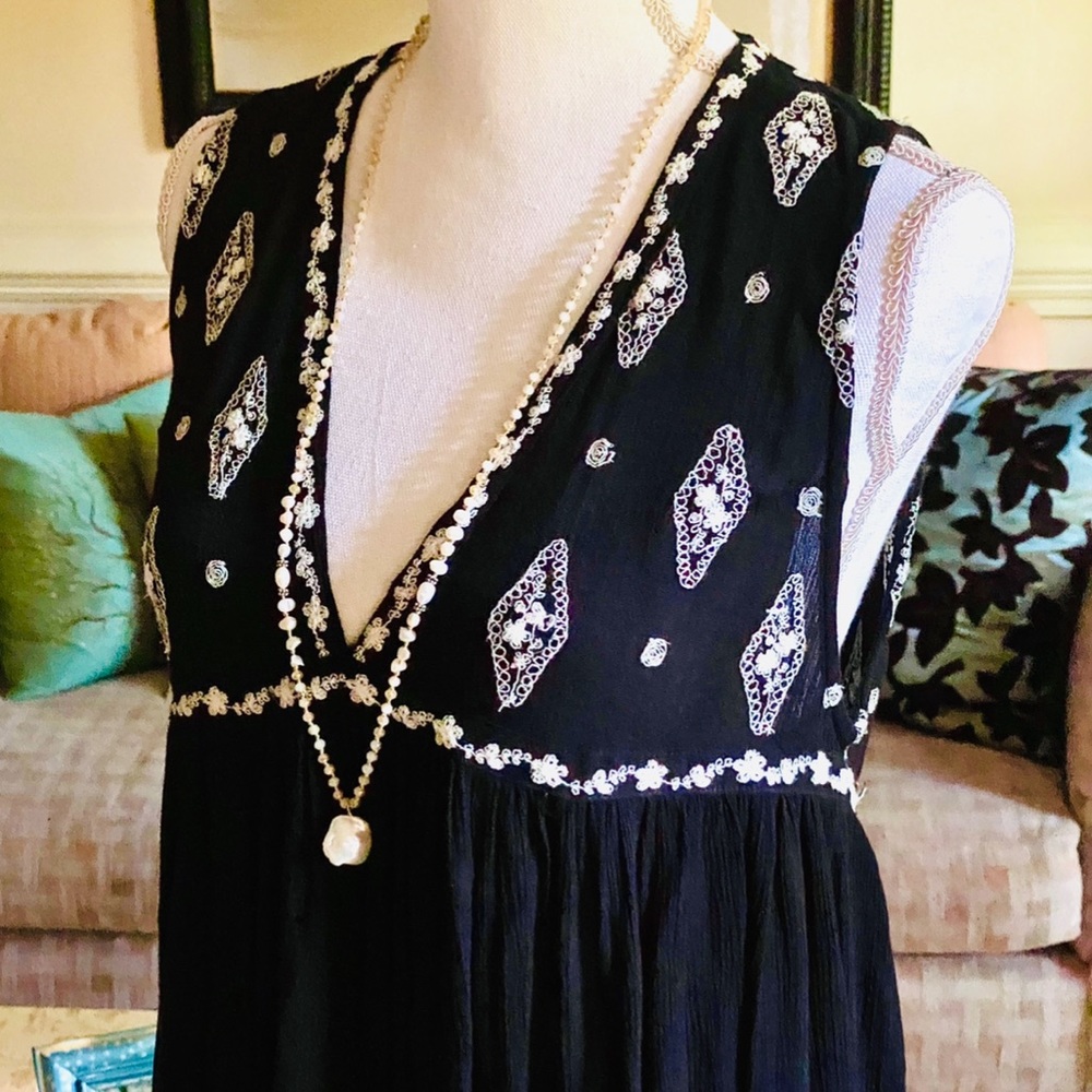 🌺🎉HP🎉🌺 NWOT Free People Diamond Embroidered Top - Picture 11 of 16